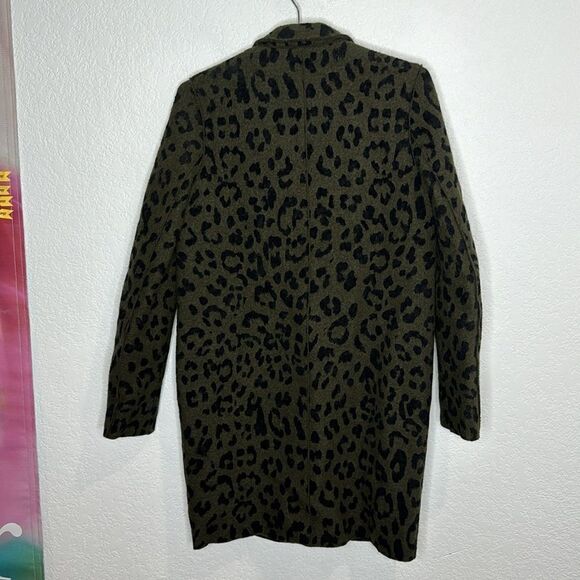 NWT HARRIS WHARF LONDON
Cocoon Leopard Printed Boiled Cotton Coat Green Small - Picture 6 of 15